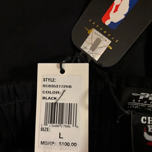 NBA final champions Chicago Bulls NWT men’s shorts L (make an offer) - Picture 6 of 7